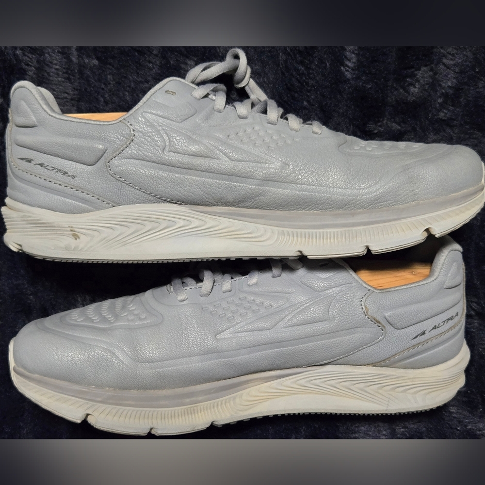 Altra Torin 5 Leather, Men's Size 10 Gray Gently Used - Picture 6 of 7